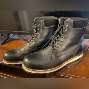 Men’s winter boots